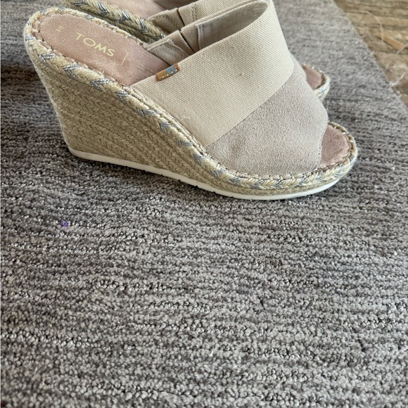 Toms Cream Wedge Espadrilles - Picture 2 of 6